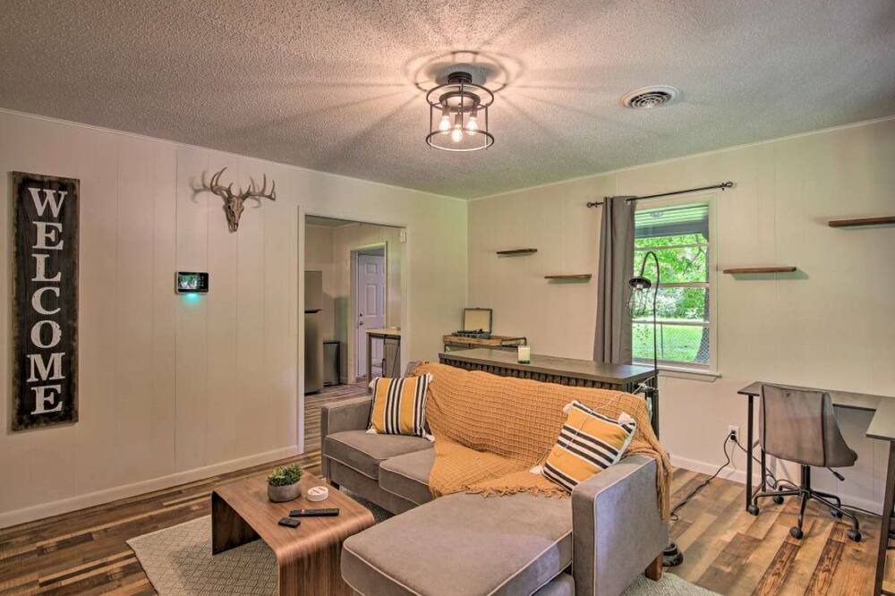 Photo of Livingroom in Wagoner