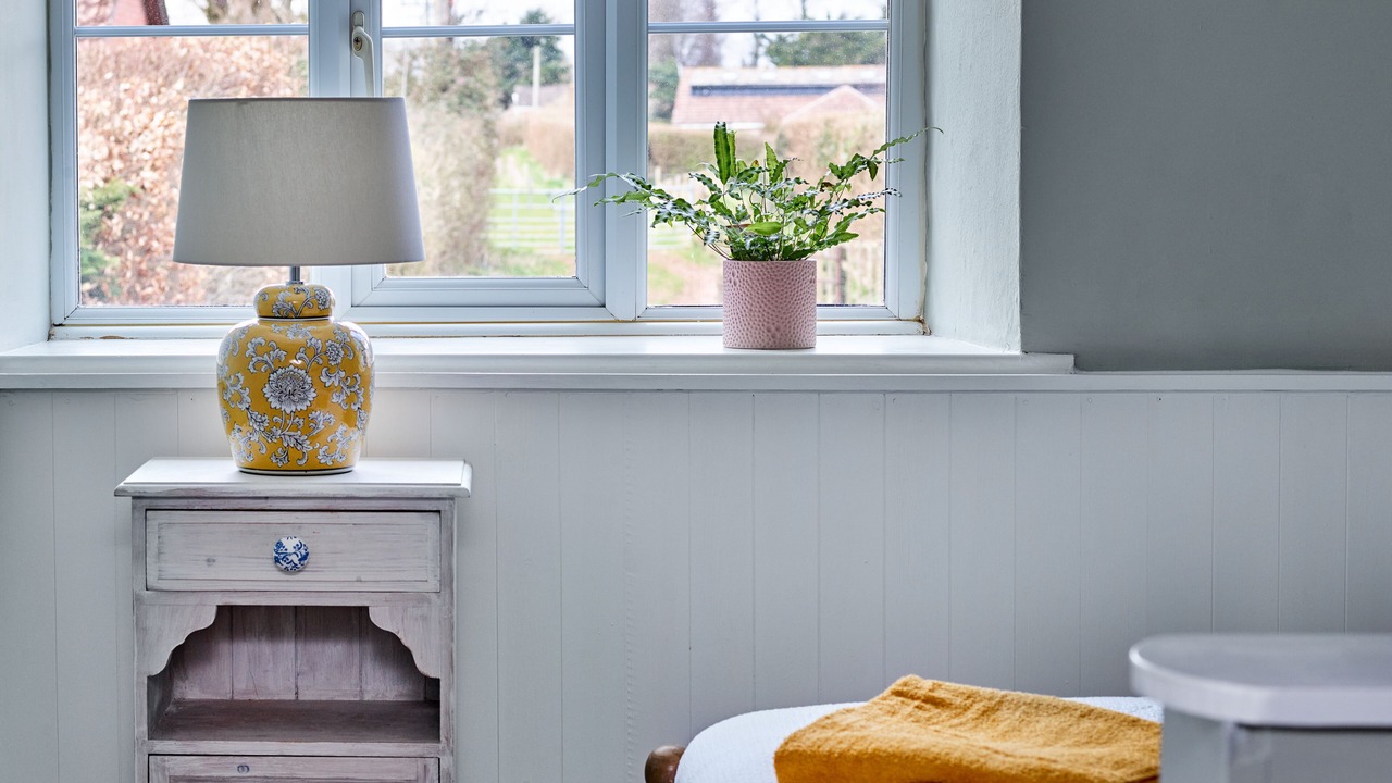 Photo of Bedroom in Langford Budville