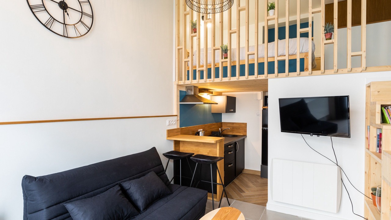 Photo of Livingroom in La Croix Rousse
