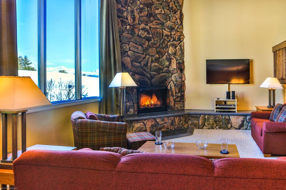 Photo of Livingroom in Lake Placid