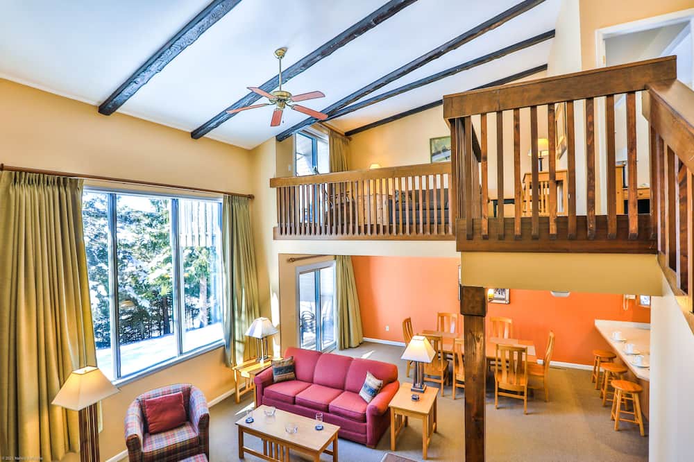 Photo of Livingroom in Lake Placid