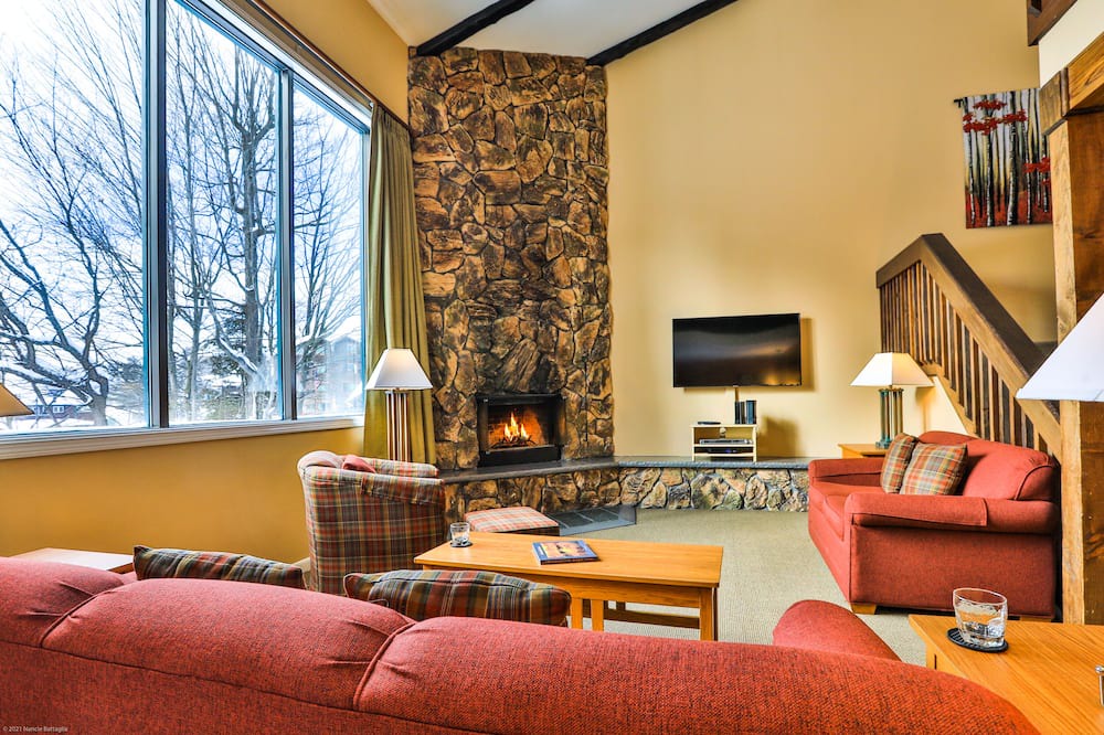 Photo of Livingroom in Lake Placid