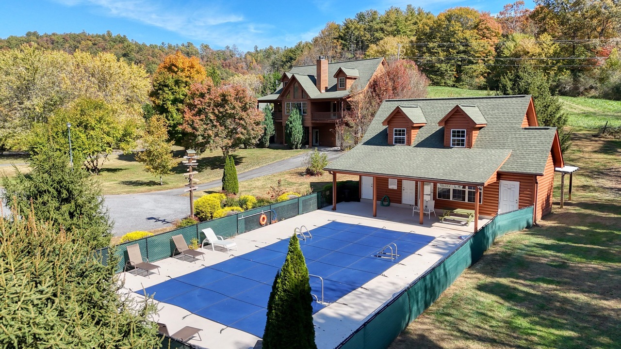 Photo of Outdoor in Hiawassee