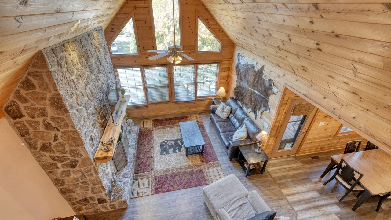 Photo of Livingroom in Hiawassee