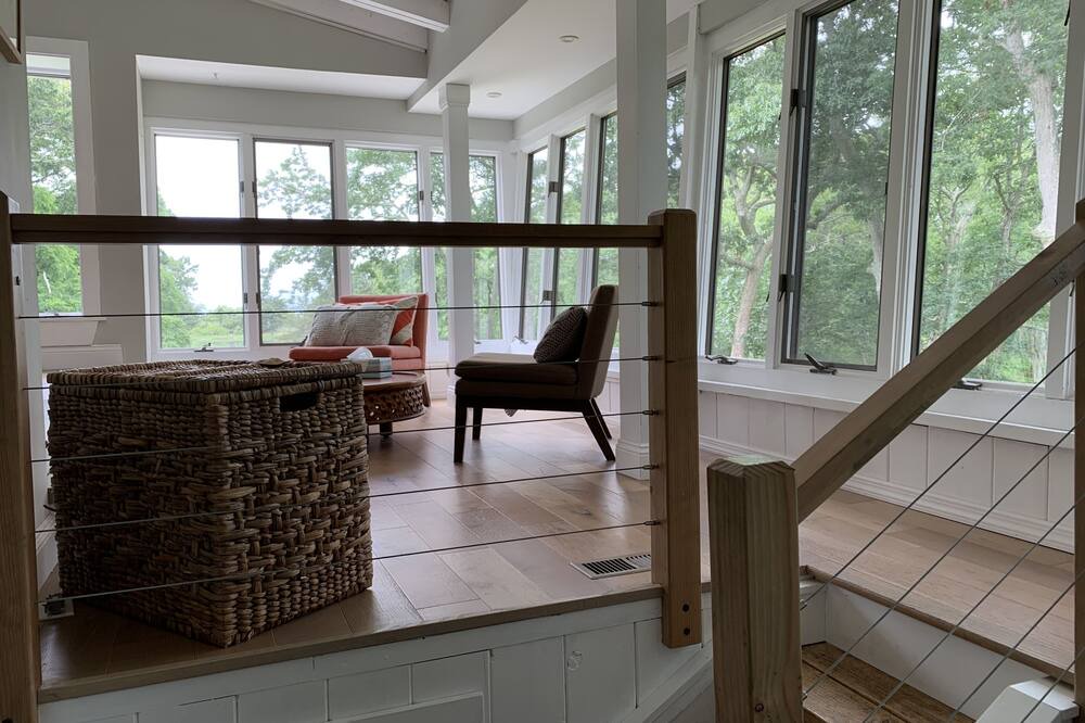 Photo of Bedroom in Cutchogue