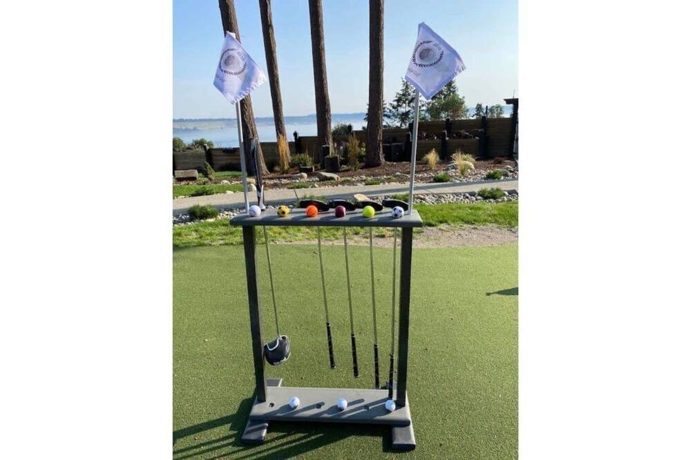 Photo of Others in Fox Island