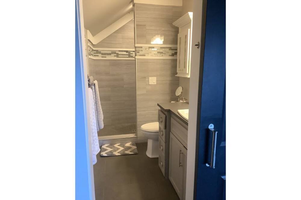 Photo of Bathroom in Fox Island