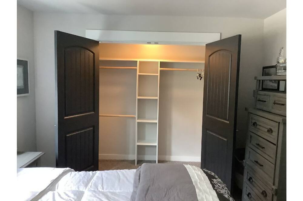 Photo of Others in Fox Island