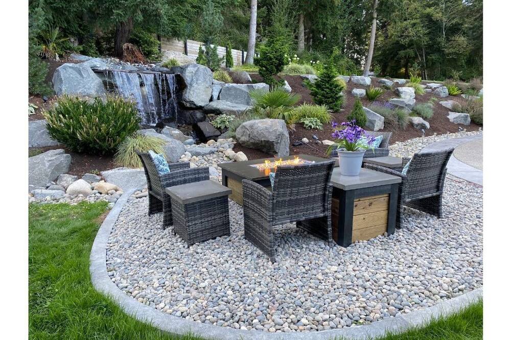 Photo of Others in Fox Island