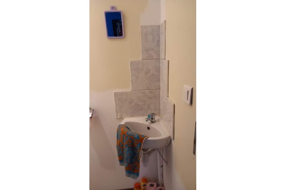 Photo of Bathroom in Saint-Chinian