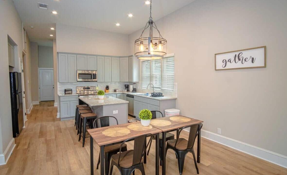 Photo of Kitchen in Five Points