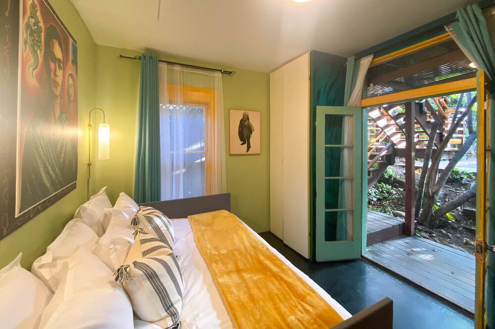 Photo of Bedroom in University Heights
