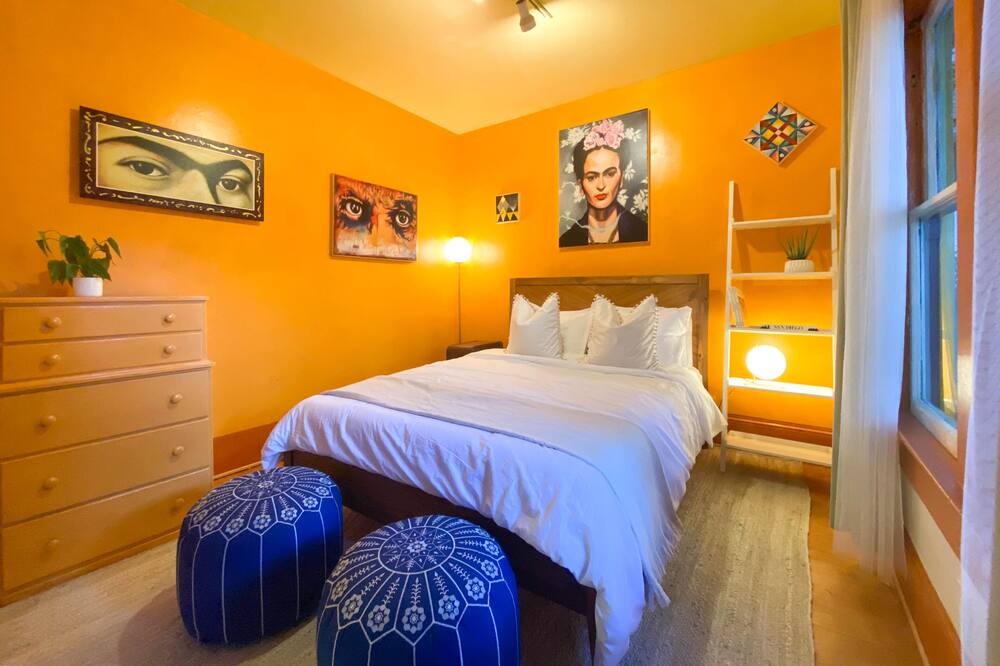 Photo of Bedroom in University Heights