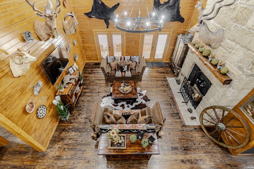 Photo of Livingroom in Lavon