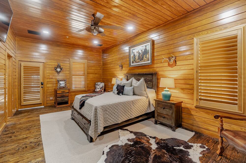 Photo of Bedroom in Lavon