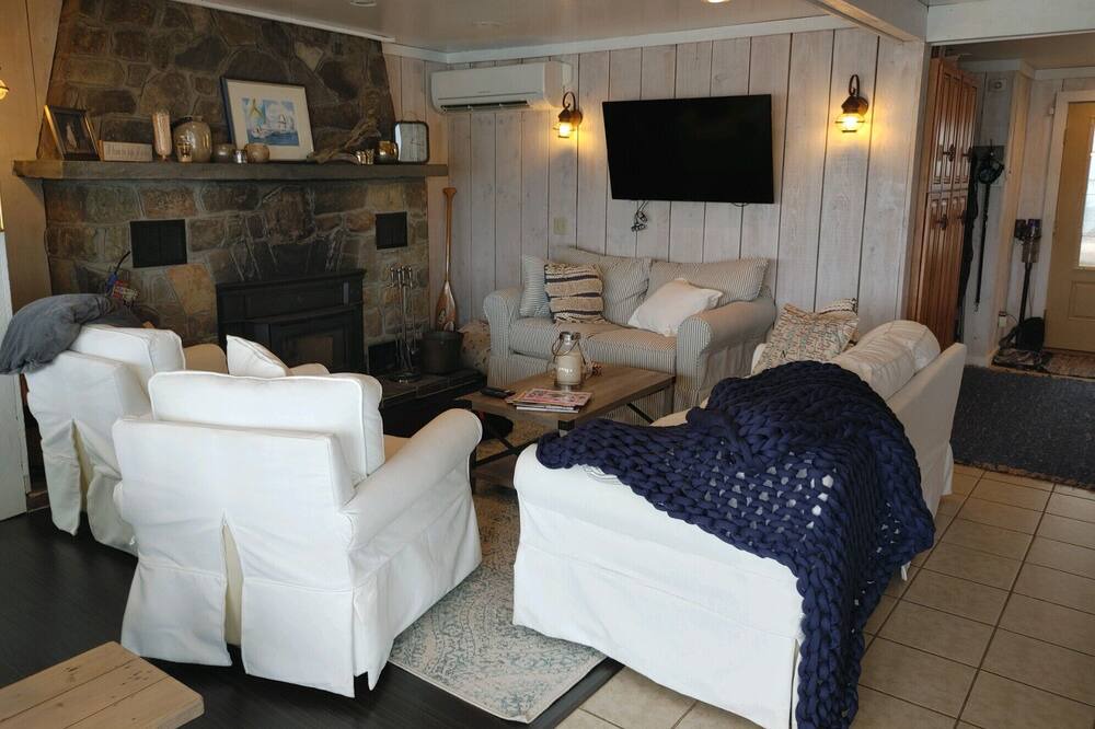 Photo of Livingroom in Trumansburg