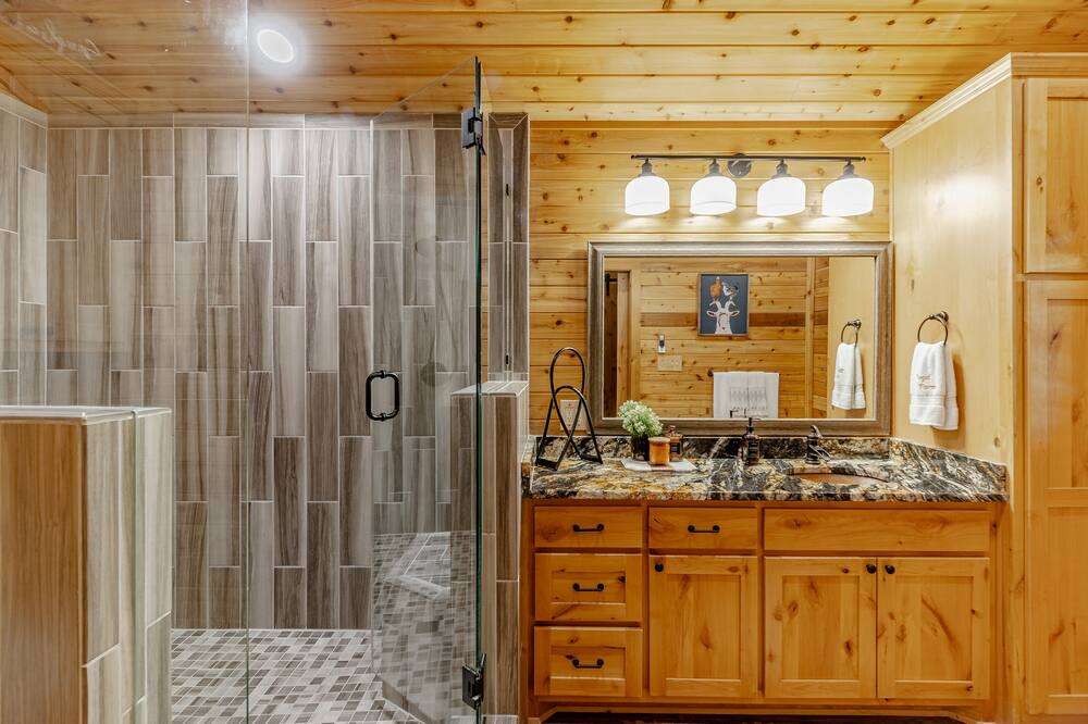 Photo of Bathroom in Lavon