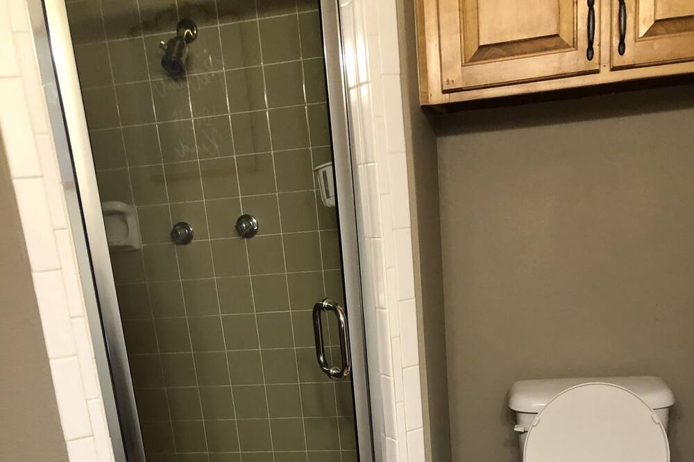 Photo of Bathroom in Farmerville