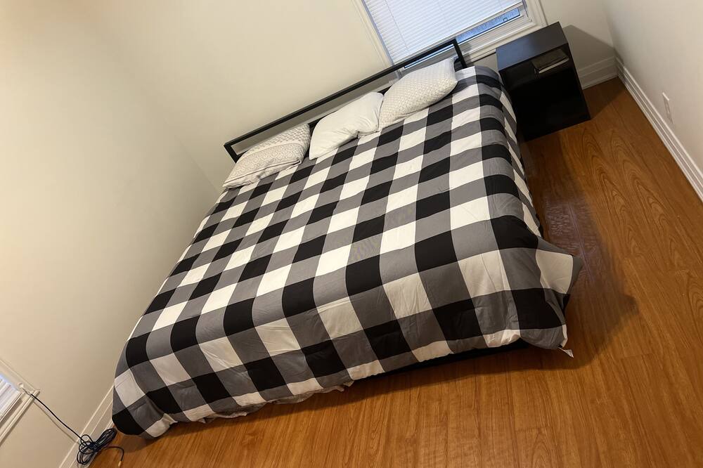 Photo of Bedroom in Niagara Falls