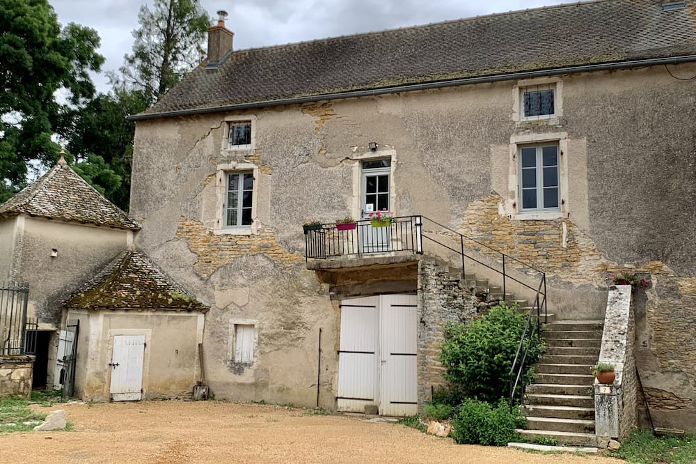 Photo of Outdoor in Rosey