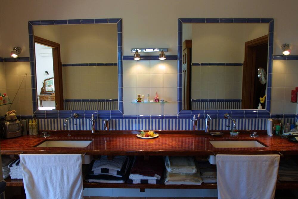 Photo of Kitchen in Vilanova d'Escornalbou