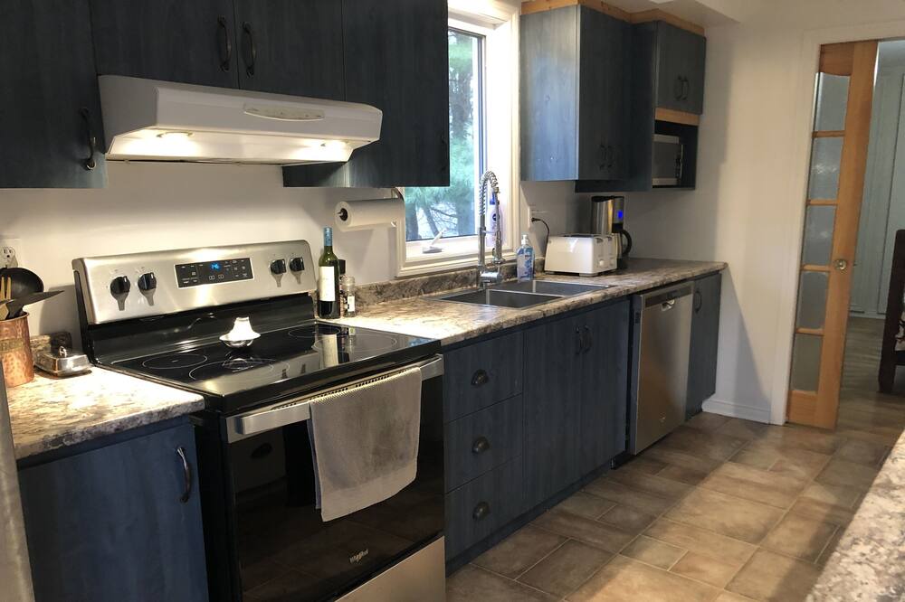Photo of Kitchen in Cheneville