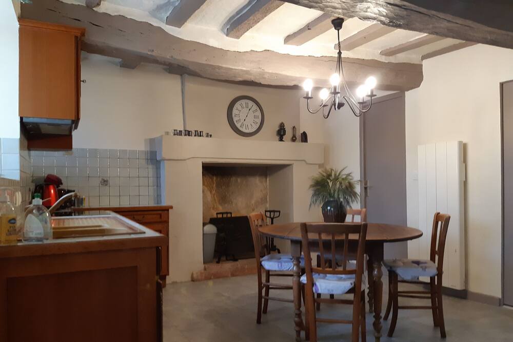 Photo of Kitchen in Doue-la-Fontaine