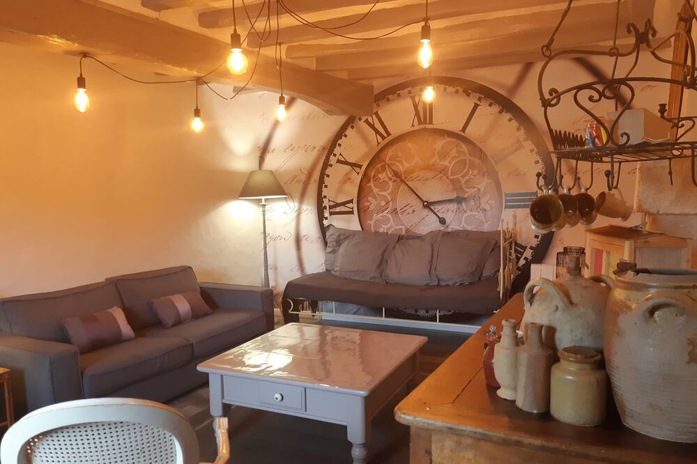Photo of Livingroom in Doue-la-Fontaine