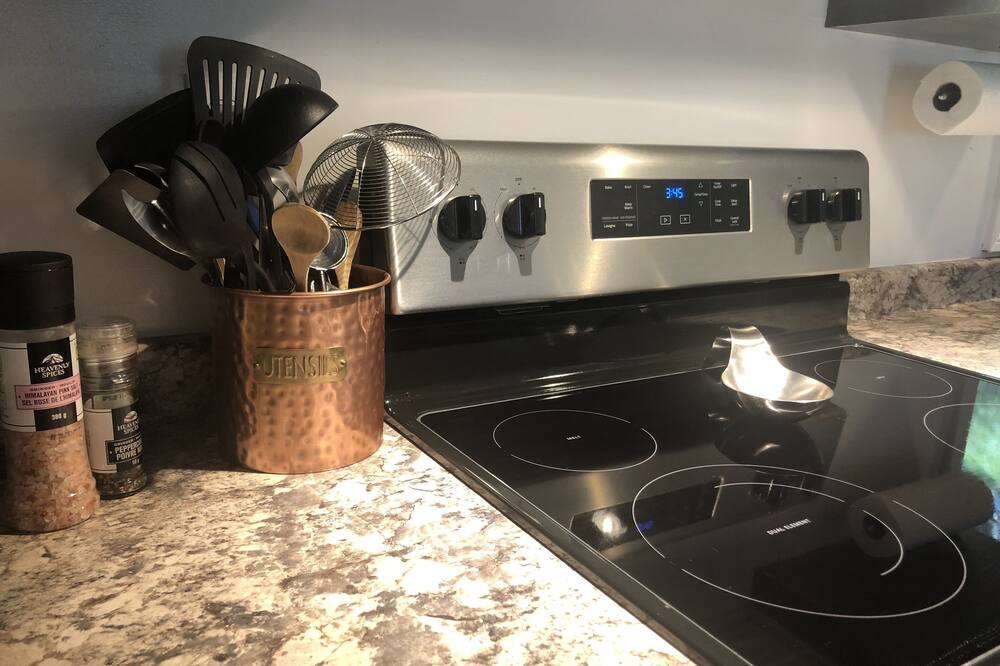 Photo of Kitchen in Cheneville
