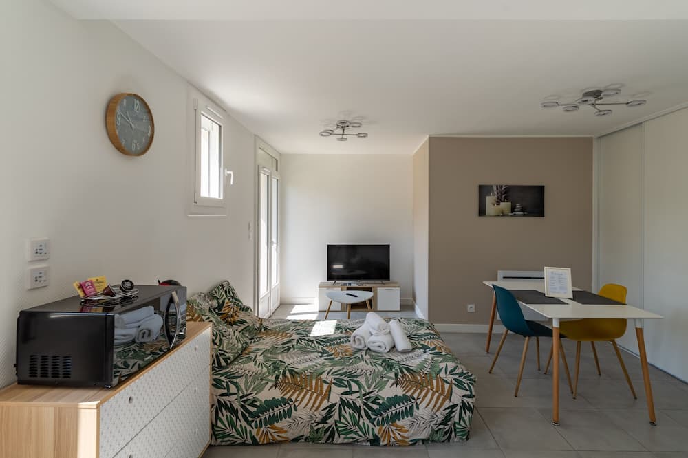 Photo of Others in Bollee