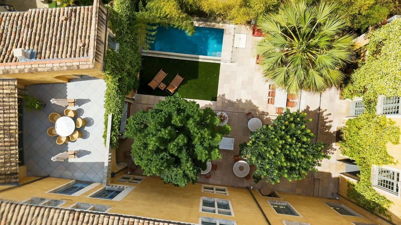Photo of Outdoor in Nimes City Centre