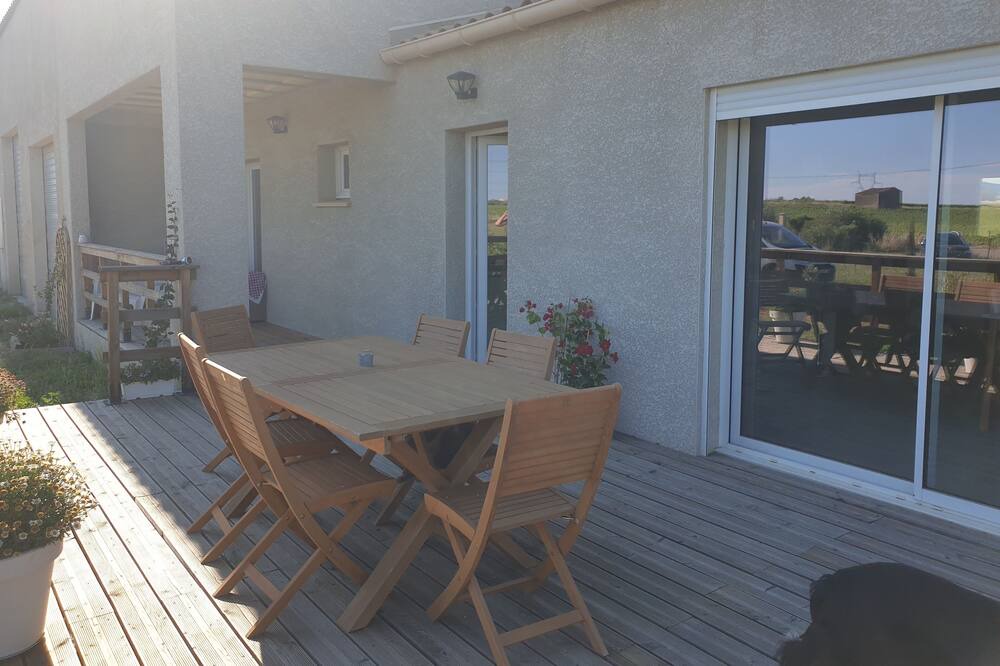 Photo of Patio Balcony in Magalas