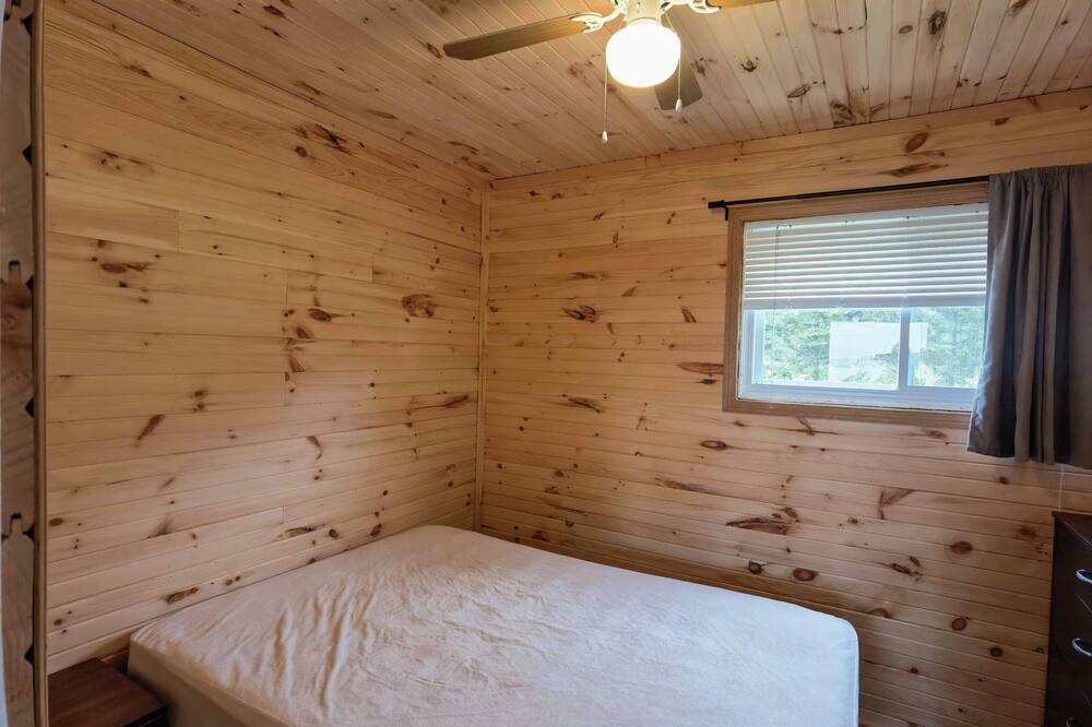 Photo of Bedroom in Lavigne