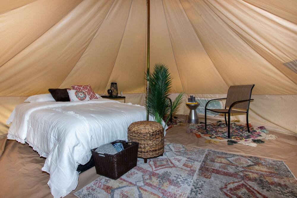 Photo of Bedroom in East Gwillimbury