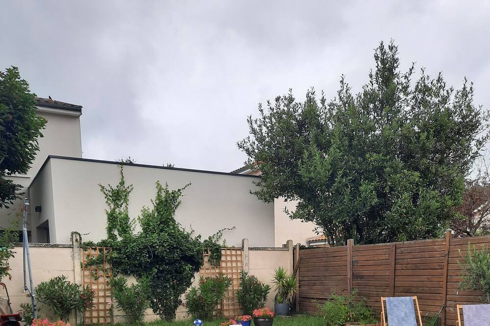 Photo of Outdoor in Eysines