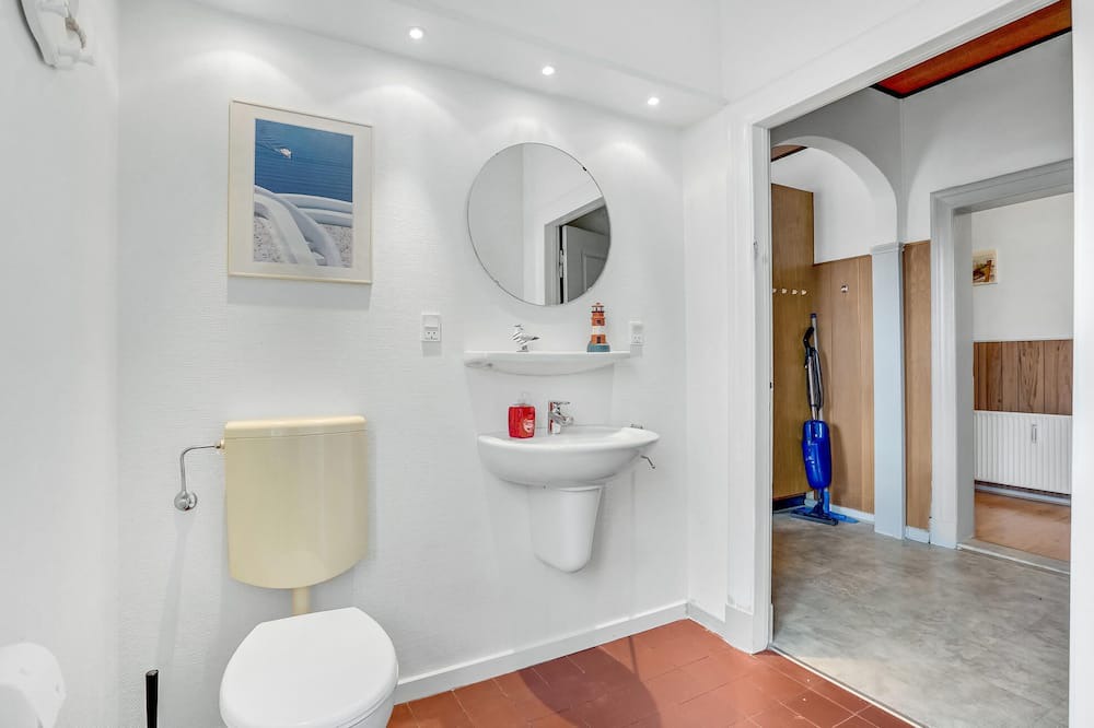 Photo of Bathroom in Tonder