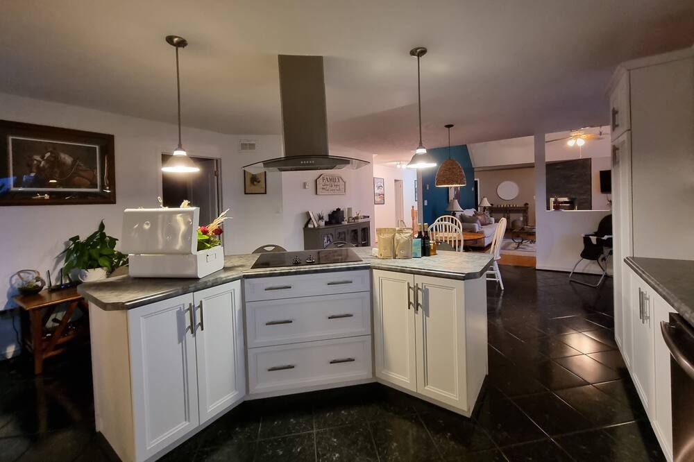 Photo of Kitchen in Little Current