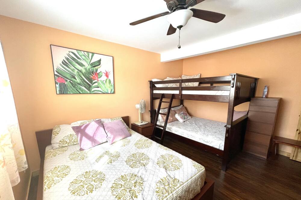 Photo of Bedroom in Val-des-Monts