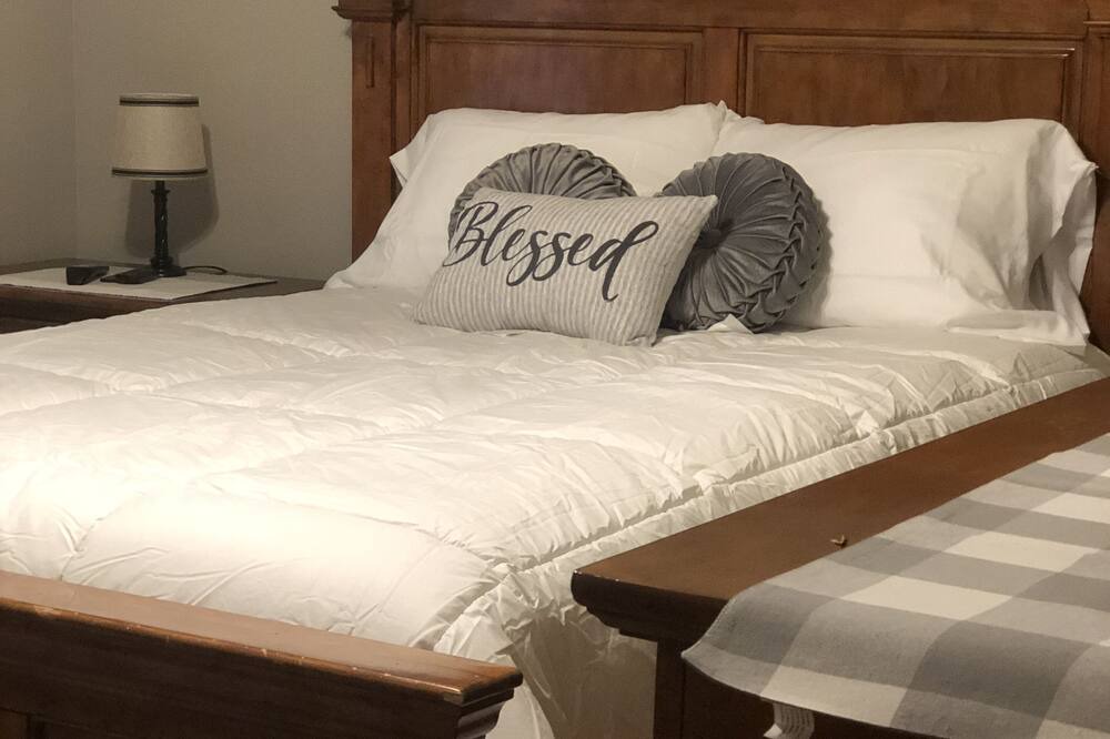 Photo of Bedroom in Mountain Home