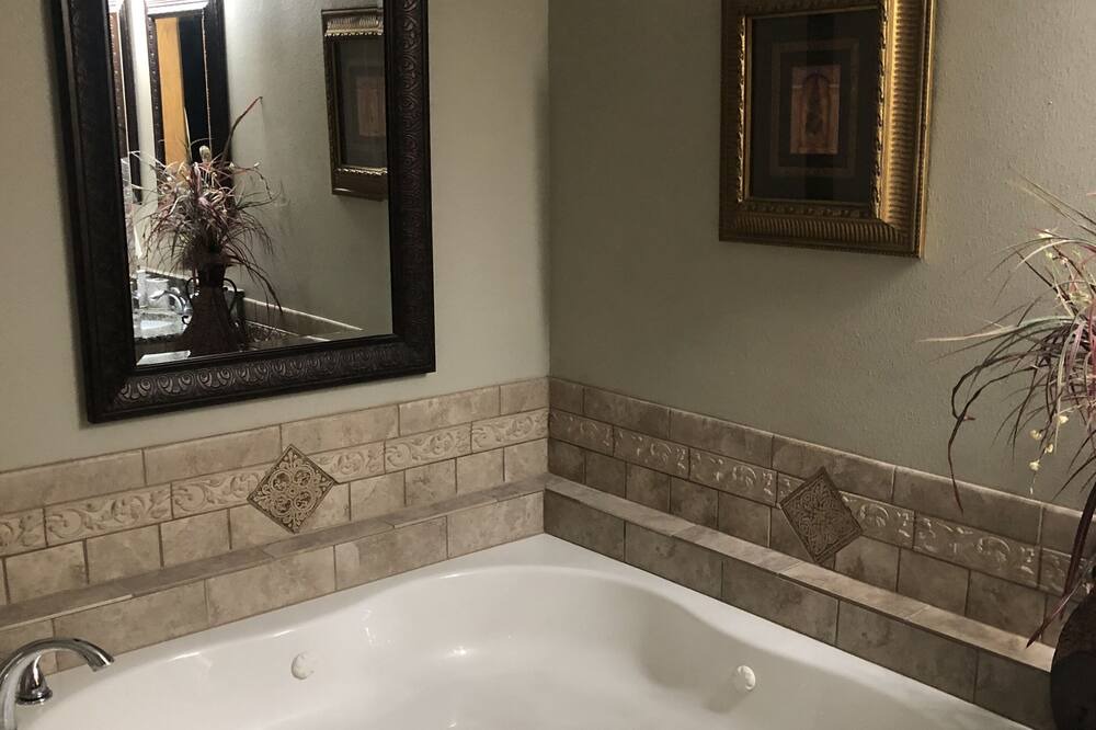 Photo of Bathroom in Mountain Home