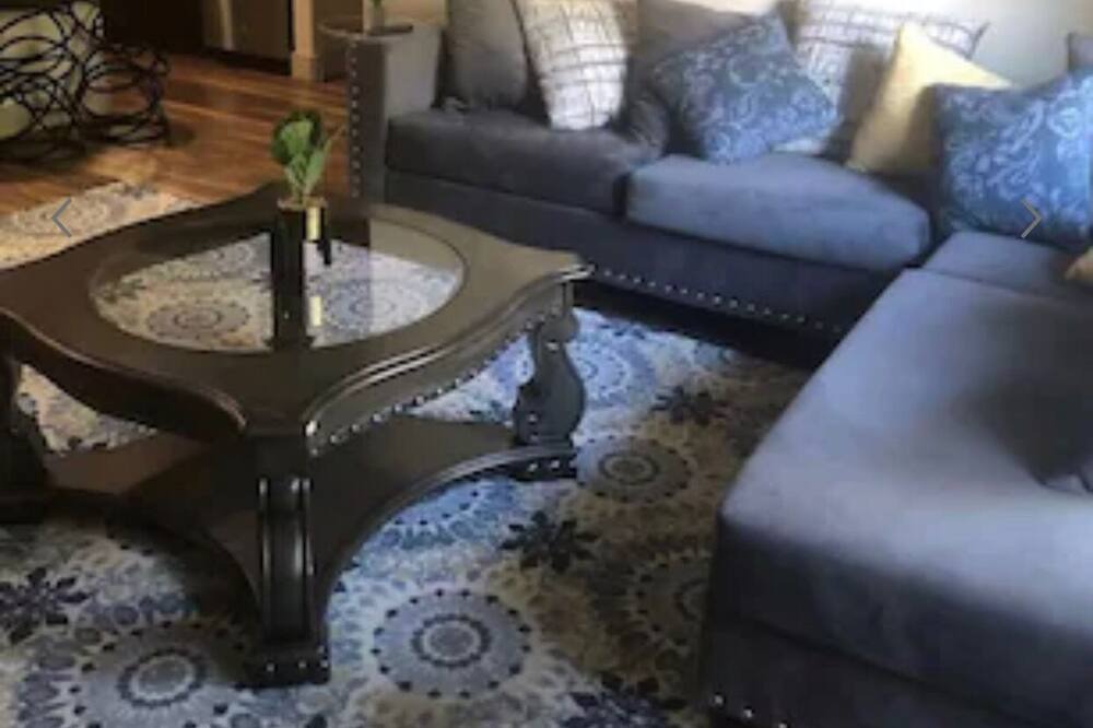 Photo of Livingroom in Sugar Land