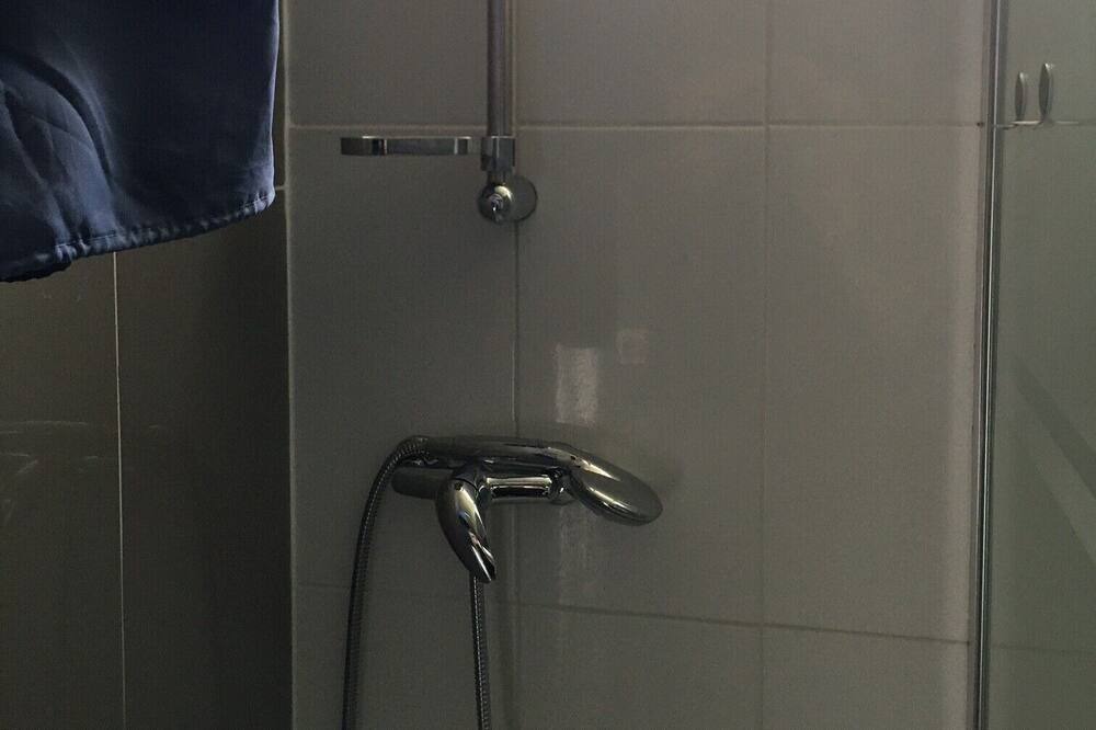 Photo of Bathroom in Coteaux Ouest
