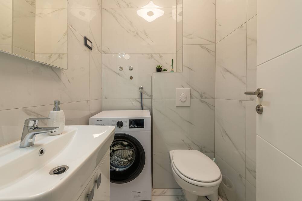 Photo of Bathroom in Karlobag