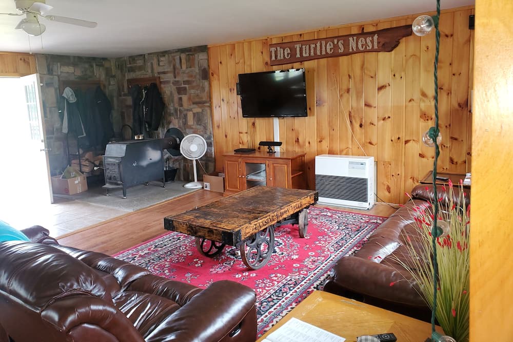 Photo of Livingroom in South Rutland