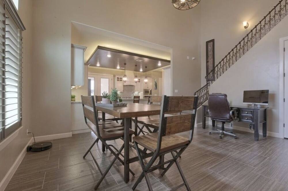 Photo of Livingroom in El Paso