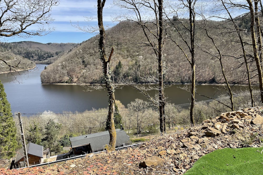 Photo of Others in Miremont