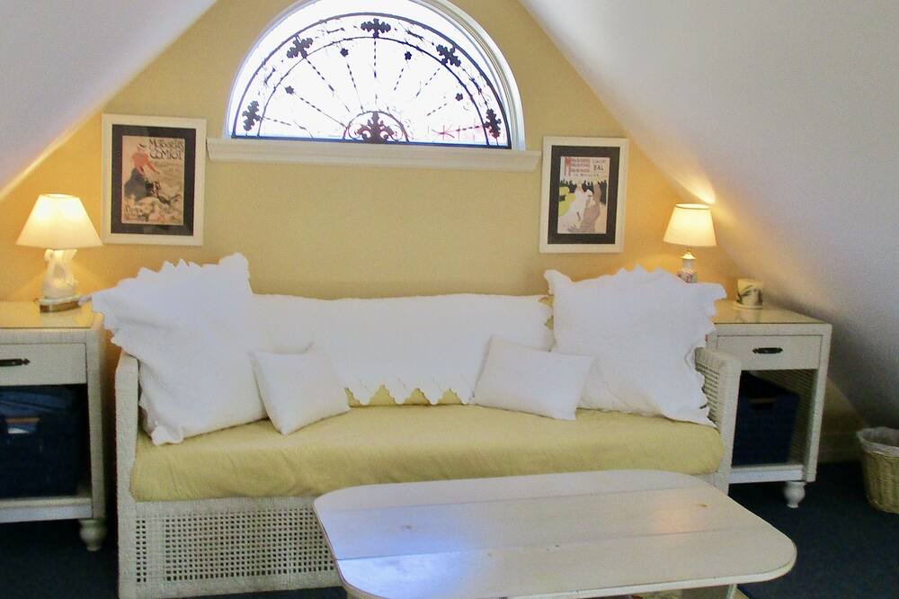 Photo of Bedroom in East Marion