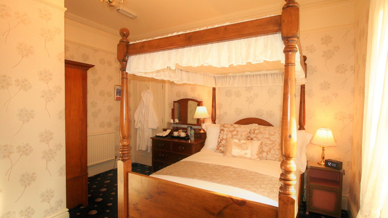Photo of Bedroom in Buxton