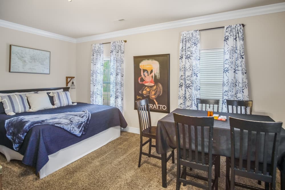 Photo of Bedroom in Highfill