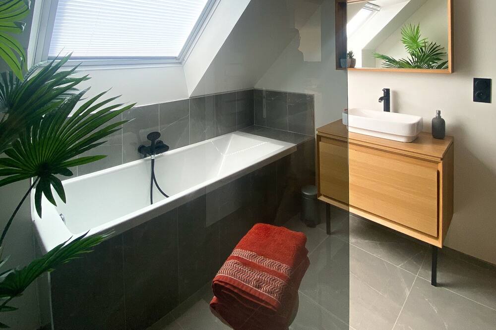 Photo of Bathroom in Centre Ville